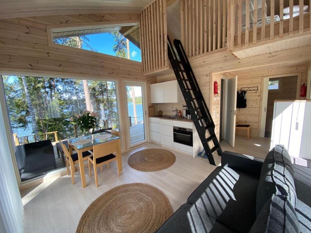 Villa Varis Кирконуми Екстериор снимка